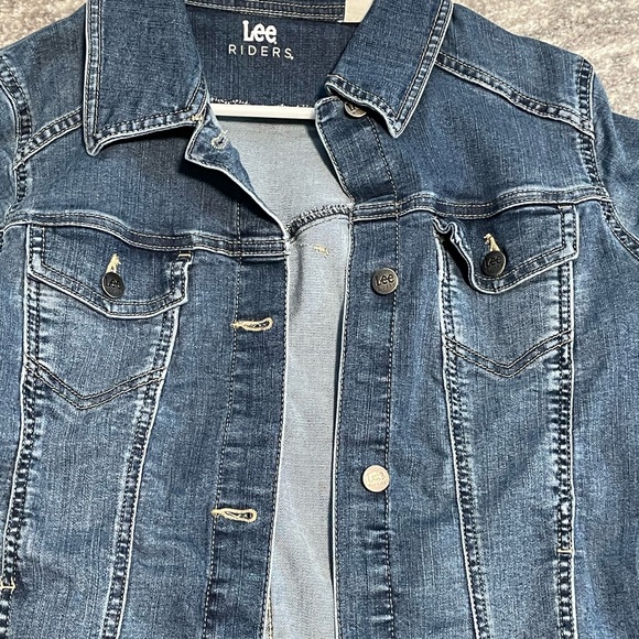 Lee Denim Jacket -Medium - Picture 2 of 5